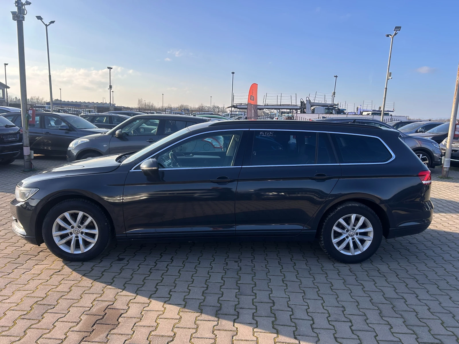 VW Passat 1.6TDI AVTOMAT/NAVI EURO 6 | Mobile.bg � ����������� 9