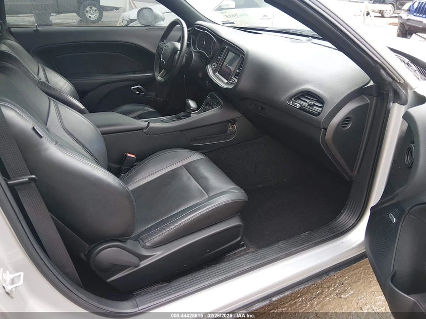 Dodge Challenger 3.6l Sxt, снимка 5 - Автомобили и джипове - 53817187