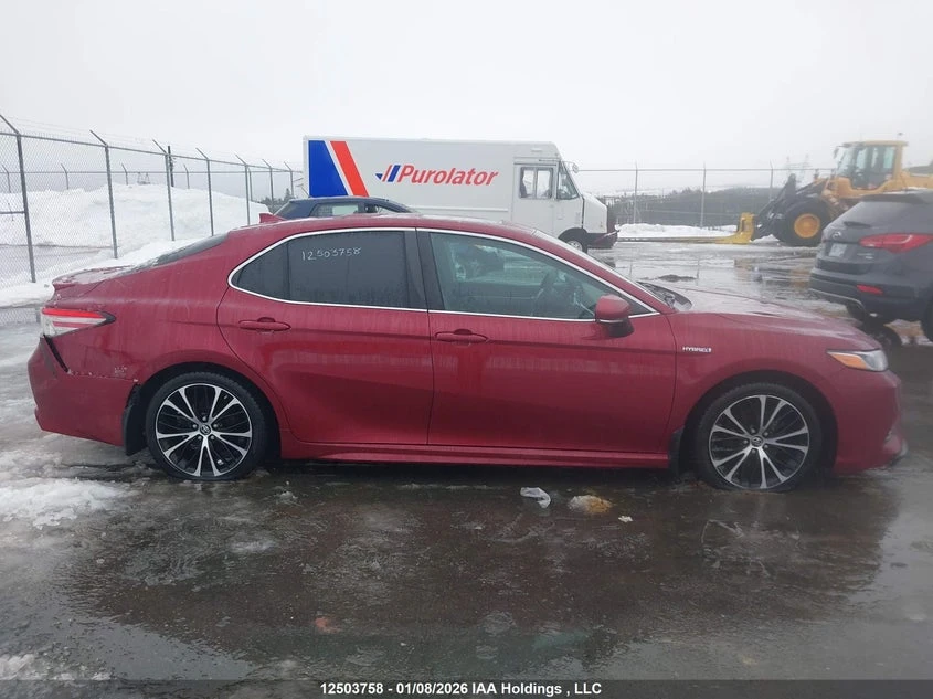 Toyota Camry Hybrid* Premium* Шибидах* 2ключа, снимка 8 - Автомобили и джипове - 54064421