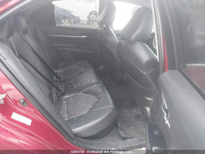 Toyota Camry Hybrid* Premium* Шибидах* 2ключа, снимка 11 - Автомобили и джипове - 54064421