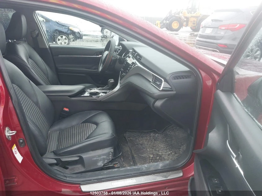 Toyota Camry Hybrid* Premium* Шибидах* 2ключа, снимка 10 - Автомобили и джипове - 54064421