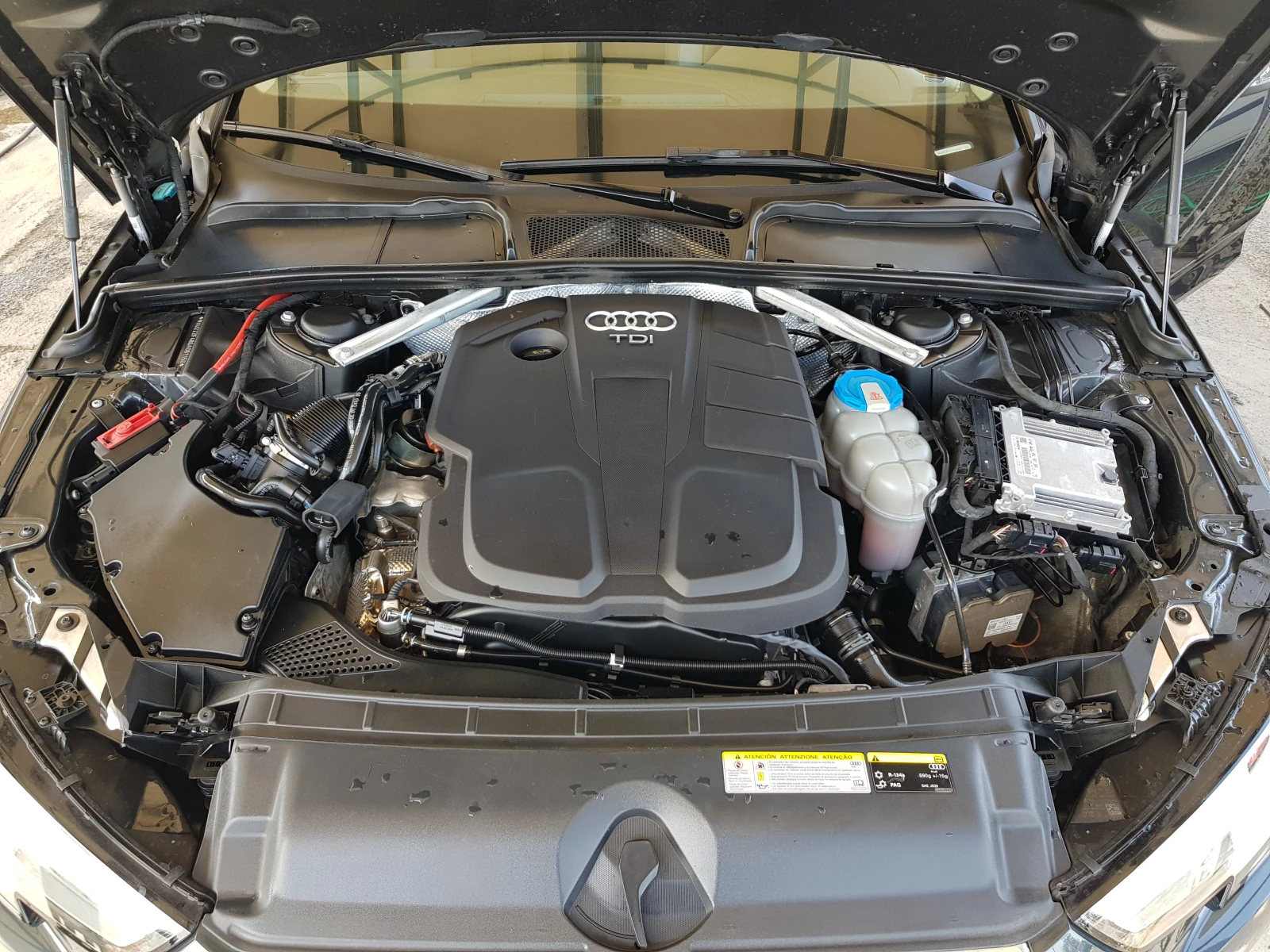 Audi A4 2.0 TDI-150 к.с. FACELIFT АВТОМАТИК , снимка 16 - Автомобили и джипове - 54228865