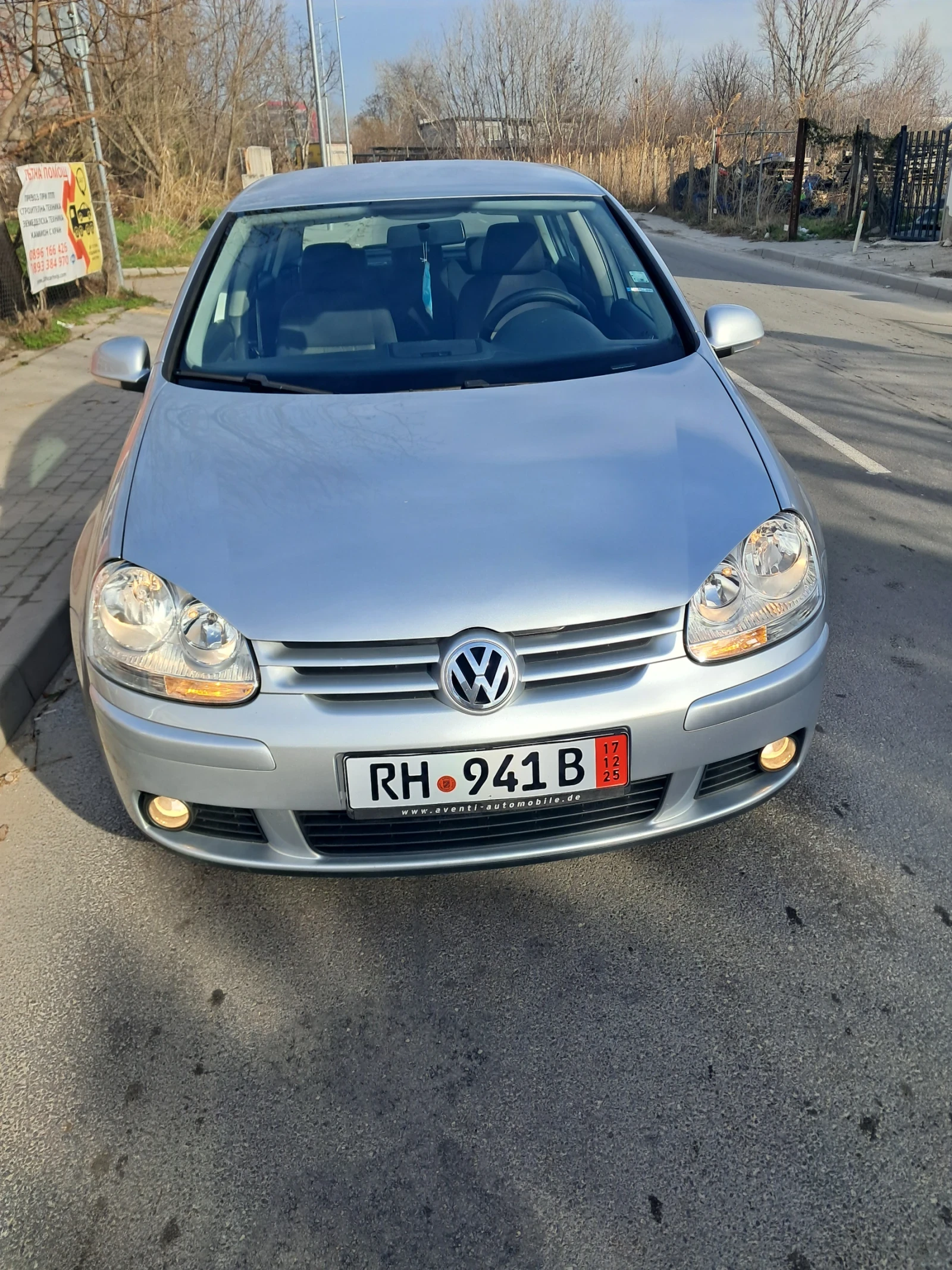 VW Golf 1.9 TDI, снимка 7 - Автомобили и джипове - 54554687