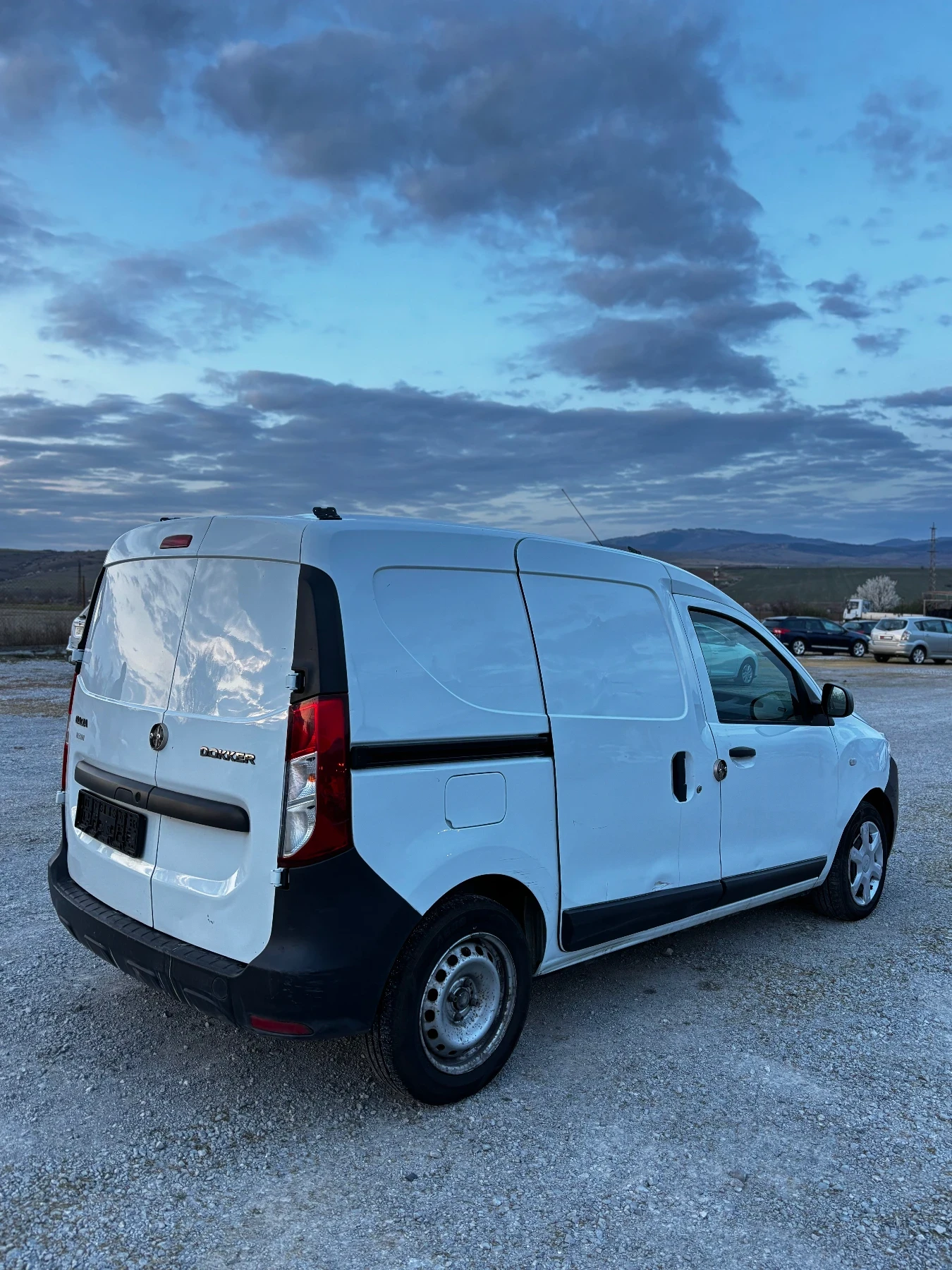 Dacia Dokker 1.5DCI 90кс, 2019, климатик !, снимка 10 - Автомобили и джипове - 54681476