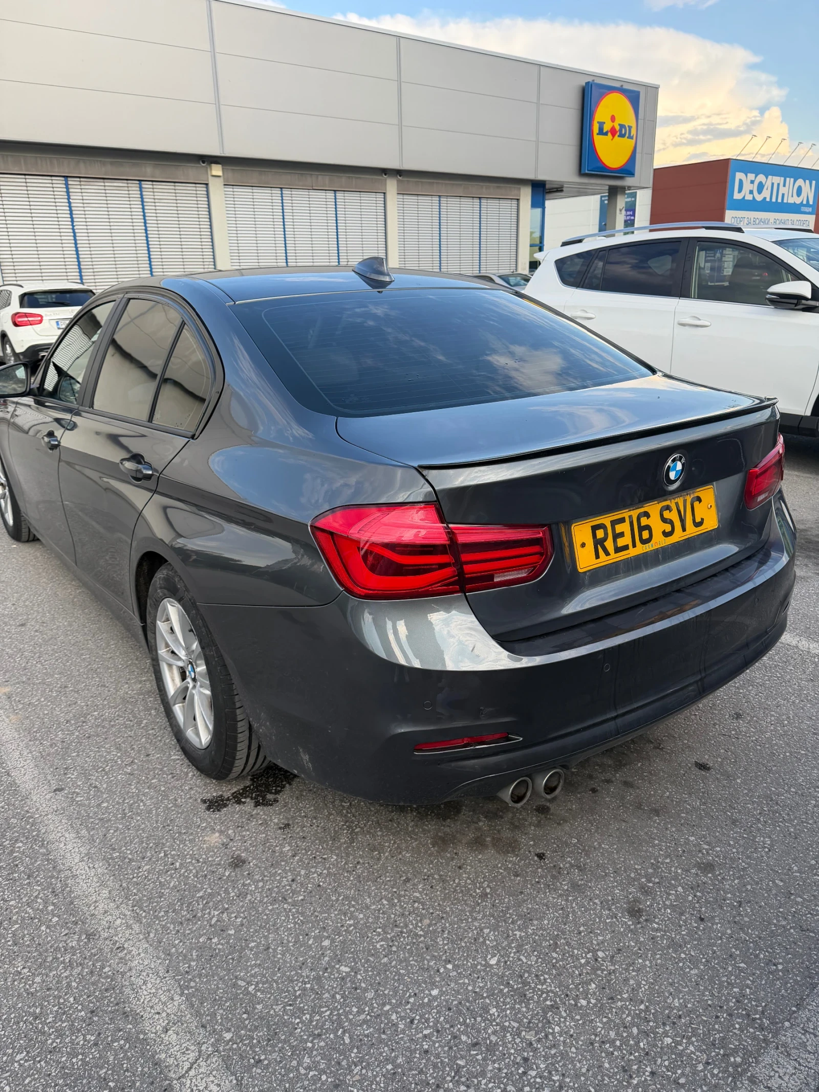 BMW 320 d FACELIFT EfficientDynamics, снимка 5 - Автомобили и джипове - 54768439