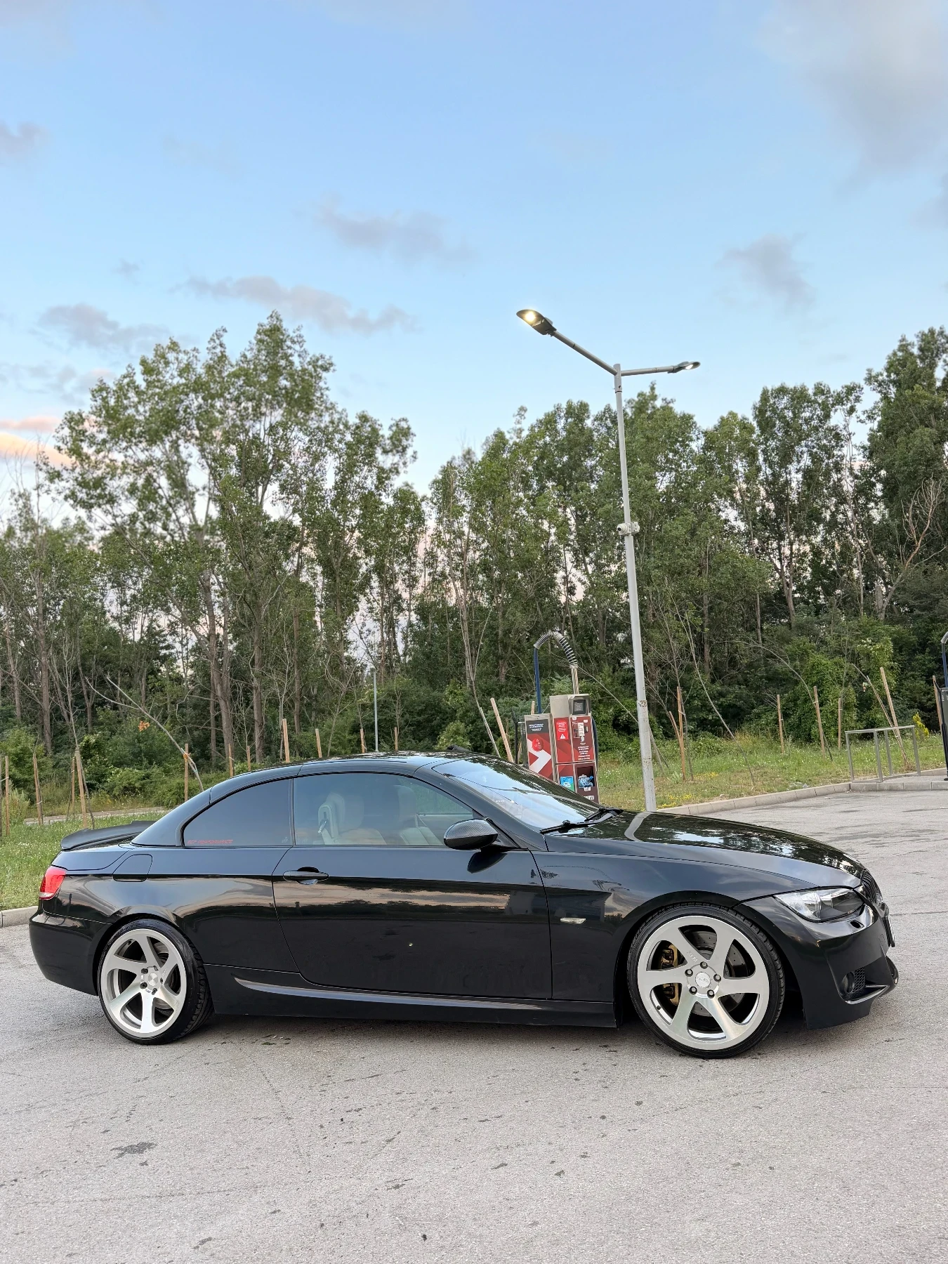 BMW 330, снимка 14 - Автомобили и джипове - 55179383
