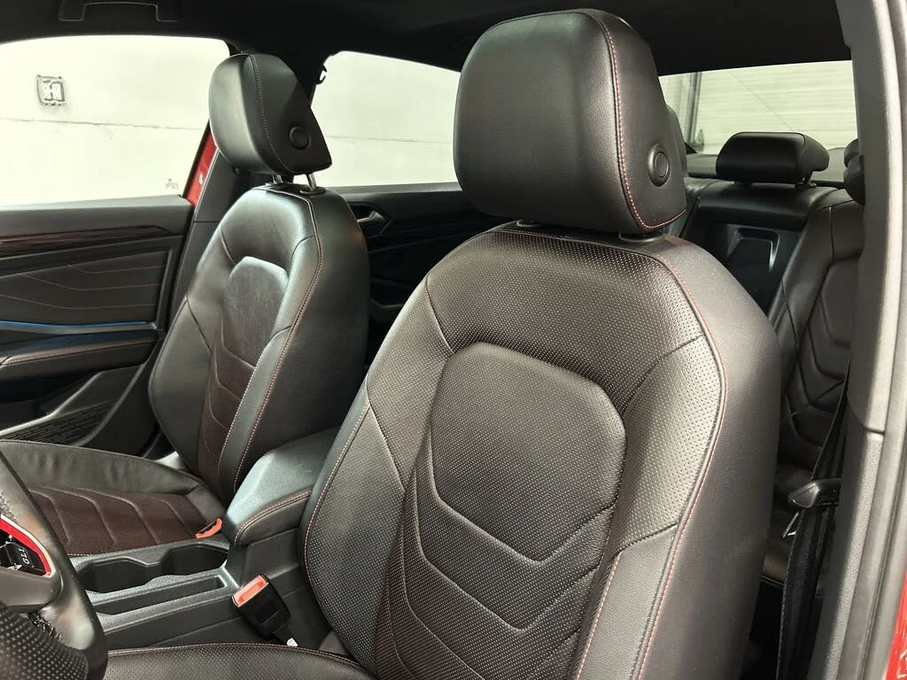 VW Jetta GLI, снимка 4 - Автомобили и джипове - 55321695