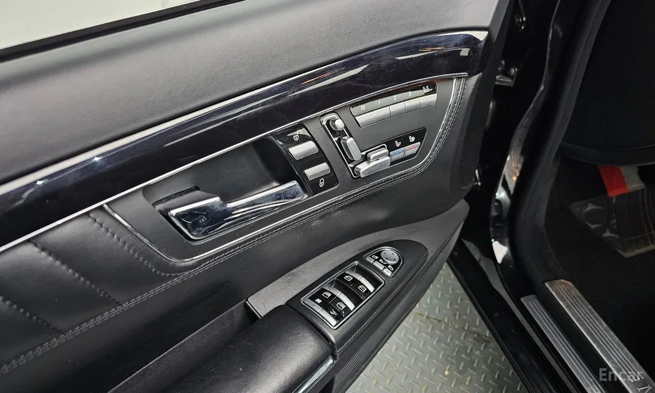 Mercedes-Benz S 500 L W221 DESIGNO EDITION | 2013 | 4.7 V8 | 156.287 k, снимка 5 - Автомобили и джипове - 56047383