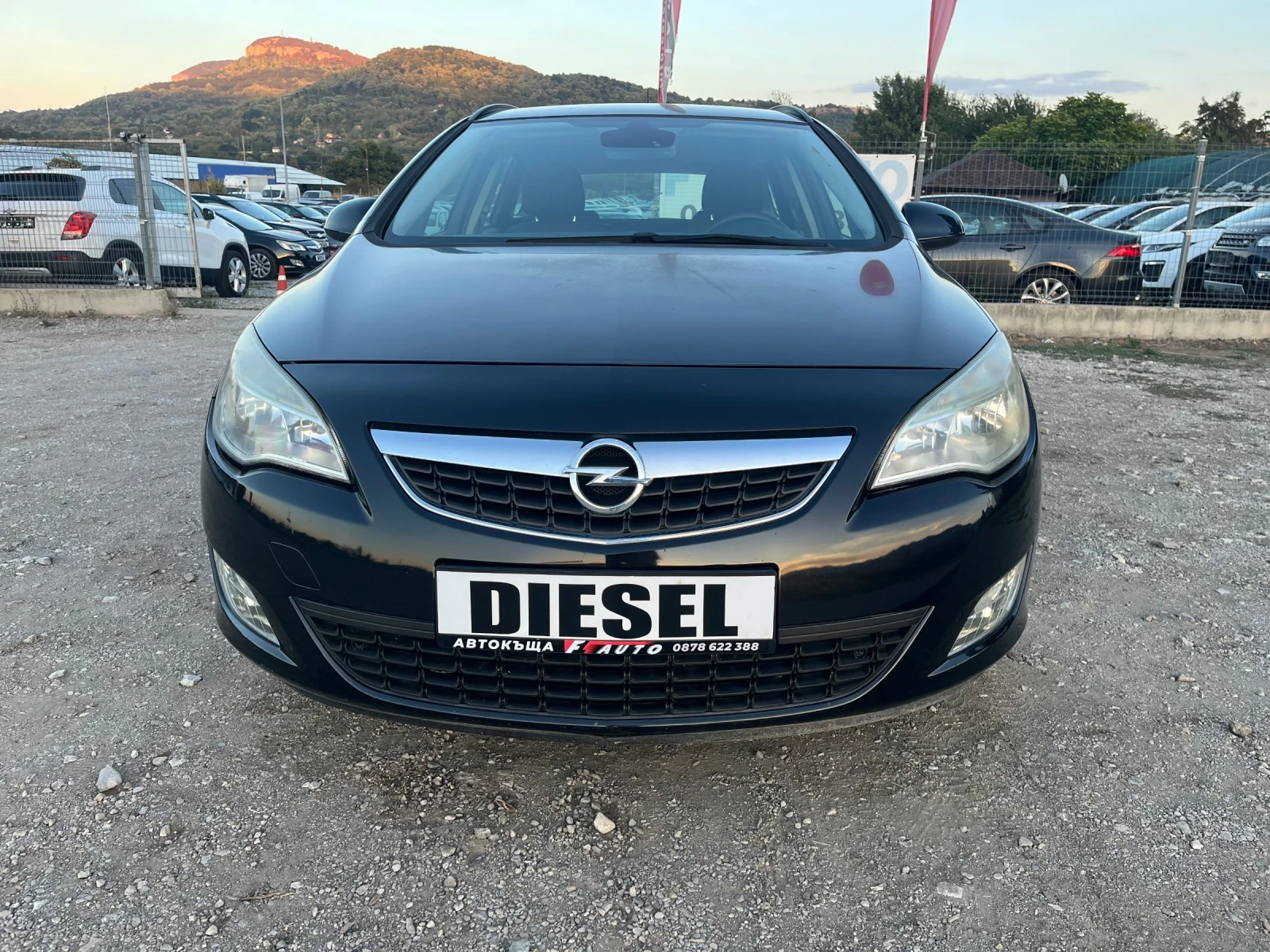Opel Astra 1.7CDTI-110-ITALIA, снимка 2 - Автомобили и джипове - 56320827