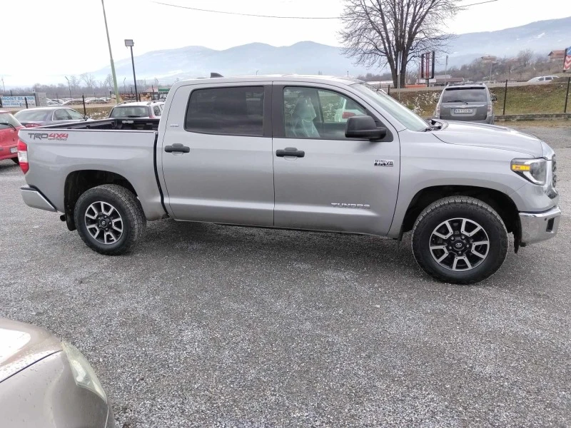 Toyota Tundra 5, 7L i-FORCE TRD OFF ROAD SR5 4X4 2021 80000km, снимка 6 - Автомобили и джипове - 47458142