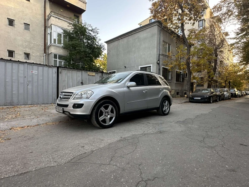 Mercedes-Benz ML 320, снимка 3 - Автомобили и джипове - 47825269