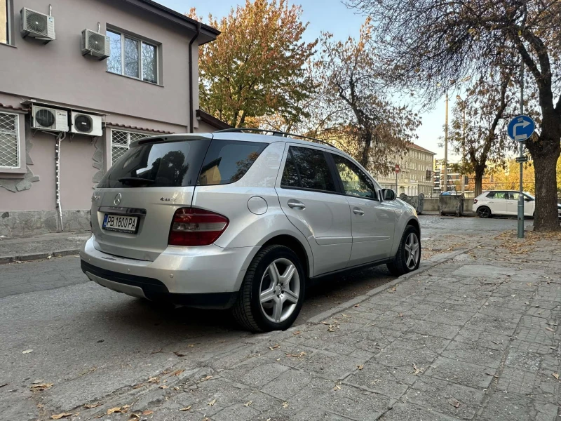 Mercedes-Benz ML 320, снимка 7 - Автомобили и джипове - 47825269