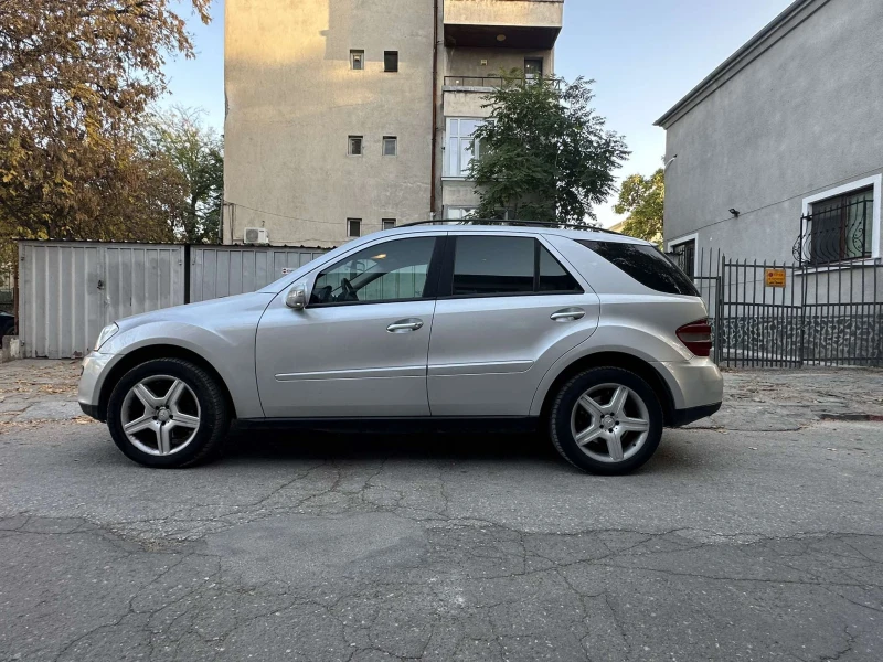 Mercedes-Benz ML 320, снимка 4 - Автомобили и джипове - 47825269