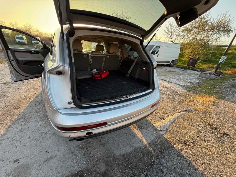 Audi Q7, снимка 6 - Автомобили и джипове - 52847868