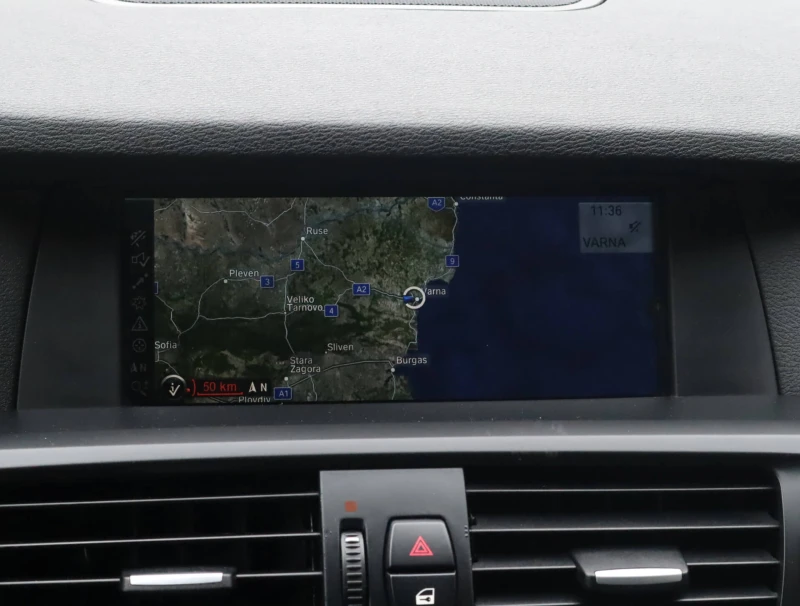 BMW X3 3.5d/xDrive/PDC/Isofix/HDC/AUX/Bluetooth/Navi, снимка 13 - Автомобили и джипове - 53229652