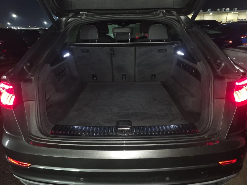Audi Q8 Premium Plus, снимка 17 - Автомобили и джипове - 53413476