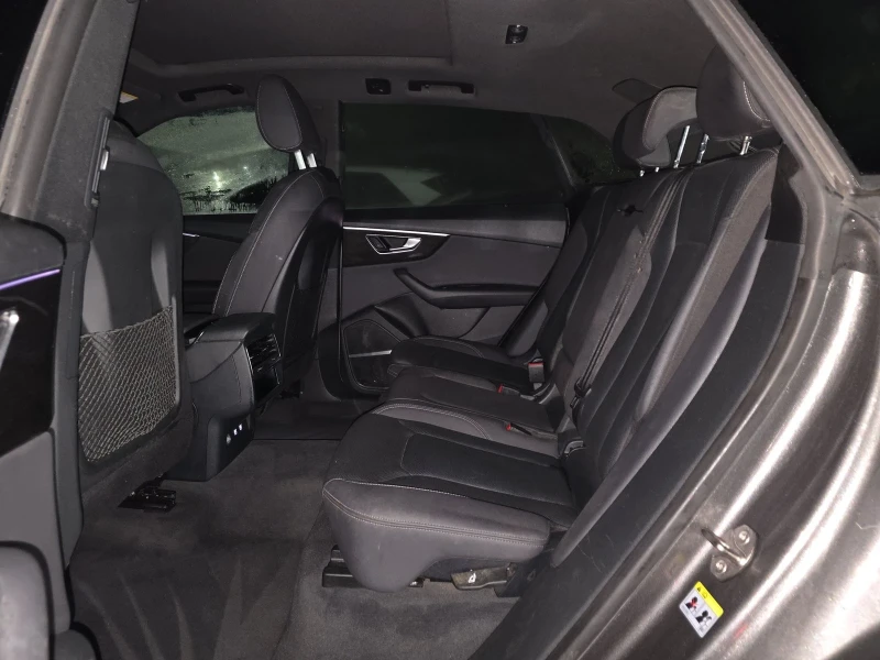 Audi Q8 Premium Plus, снимка 15 - Автомобили и джипове - 53413476