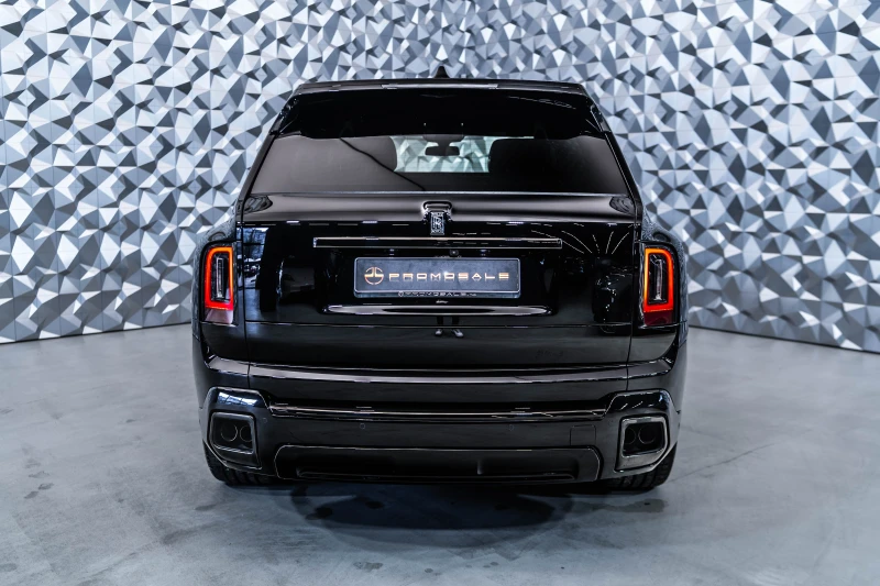 Rolls-Royce Cullinan Black Badge Series II, снимка 5 - Автомобили и джипове - 53521373