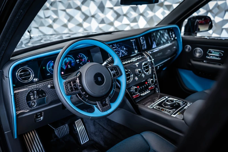 Rolls-Royce Cullinan Black Badge Series II, снимка 8 - Автомобили и джипове - 53521373