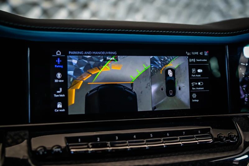 Rolls-Royce Cullinan Black Badge Series II, снимка 17 - Автомобили и джипове - 53521373