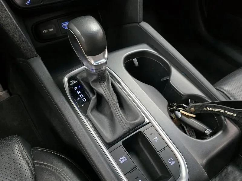 Hyundai Santa fe 2.0, снимка 9 - Автомобили и джипове - 54255479