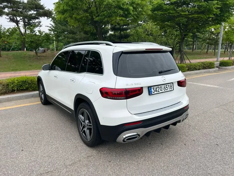 Mercedes-Benz GLB 250 4MATIC, снимка 5 - Автомобили и джипове - 55264932