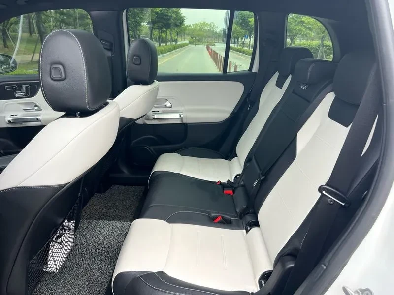 Mercedes-Benz GLB 250 4MATIC, снимка 10 - Автомобили и джипове - 55264932