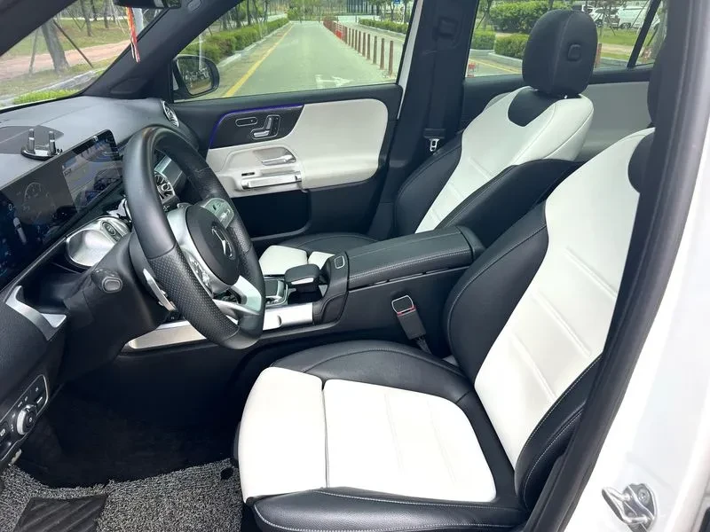Mercedes-Benz GLB 250 4MATIC, снимка 9 - Автомобили и джипове - 55264932