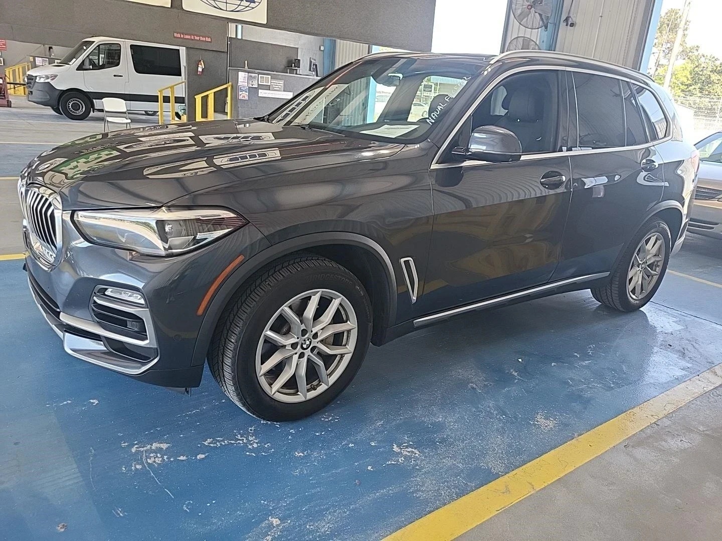 BMW X5  - изображение 2