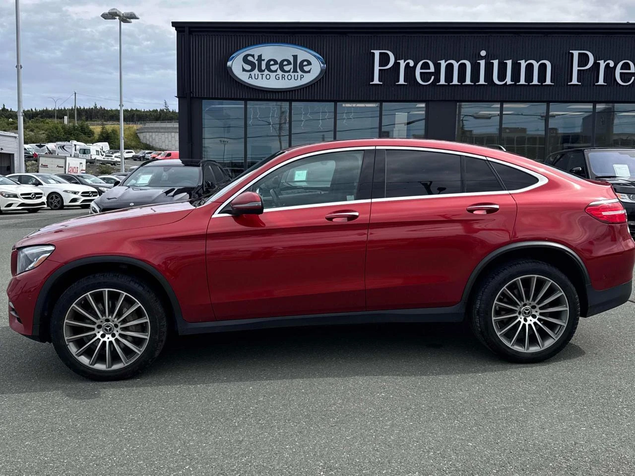 Mercedes-Benz GLC 300 Coupe* 4MATIC* AMG-pack* LED* Подгрев* Камера*  - изображение 2