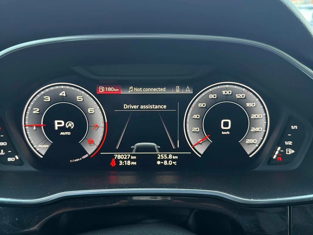 Audi Q3 * Technik * CARFAX * БЕЗ ПЪРВОНАЧАЛНА ВНОСКА - изображение 8