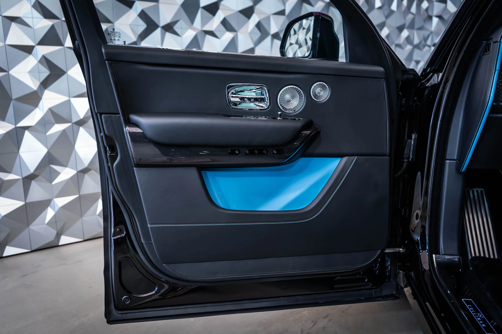 Rolls-Royce Cullinan Black Badge Series II | Mobile.bg � ����������� 7