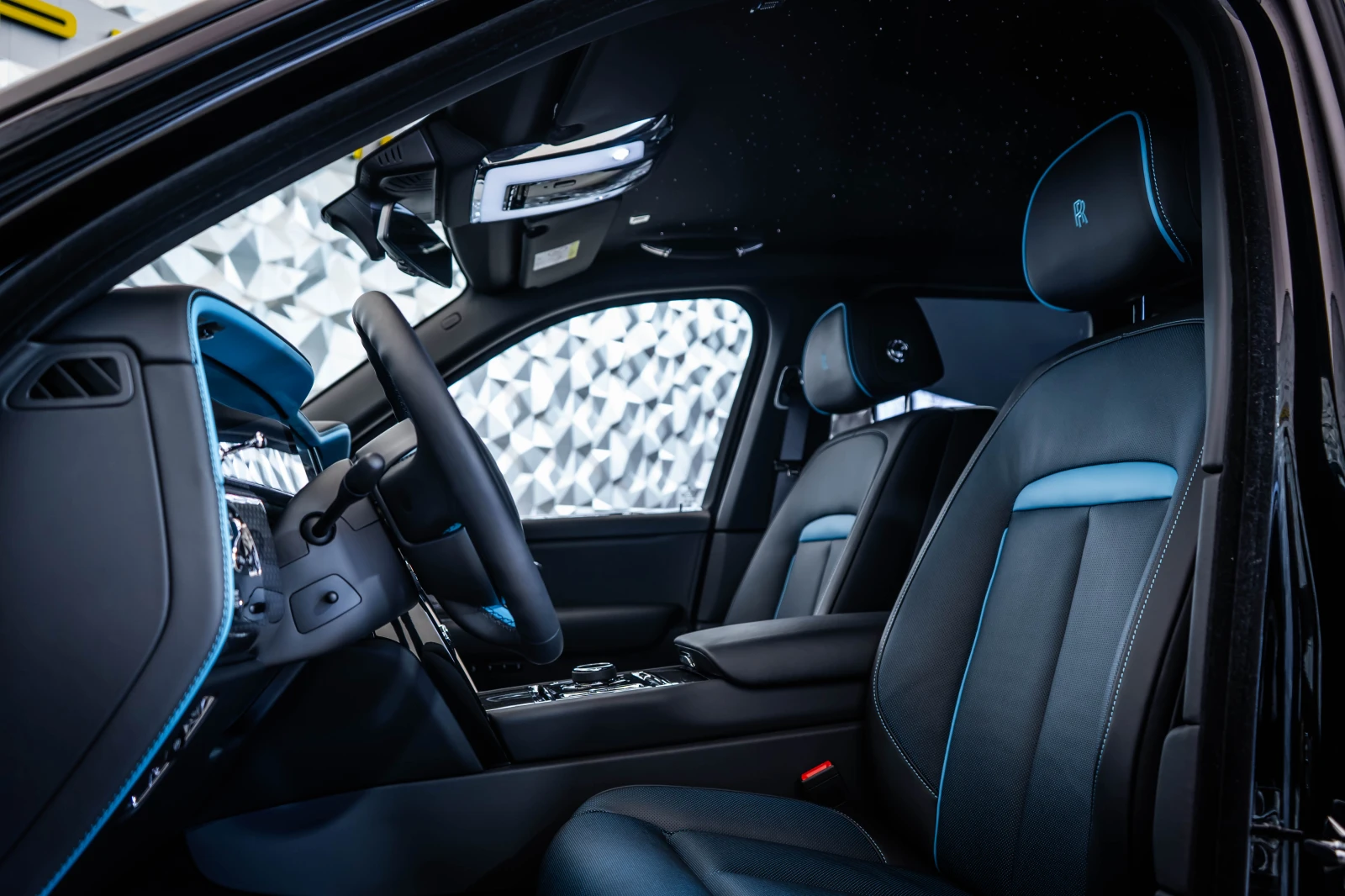 Rolls-Royce Cullinan Black Badge Series II | Mobile.bg � ����������� 13