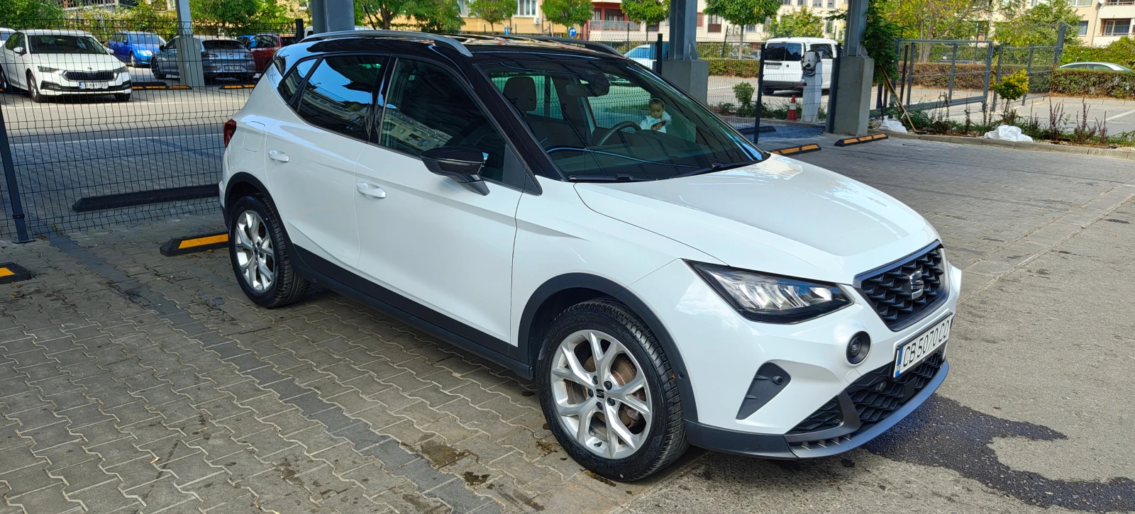 Seat Arona TSI 110hp FR-Line DSG Facelift, снимка 3 - Автомобили и джипове - 53829465