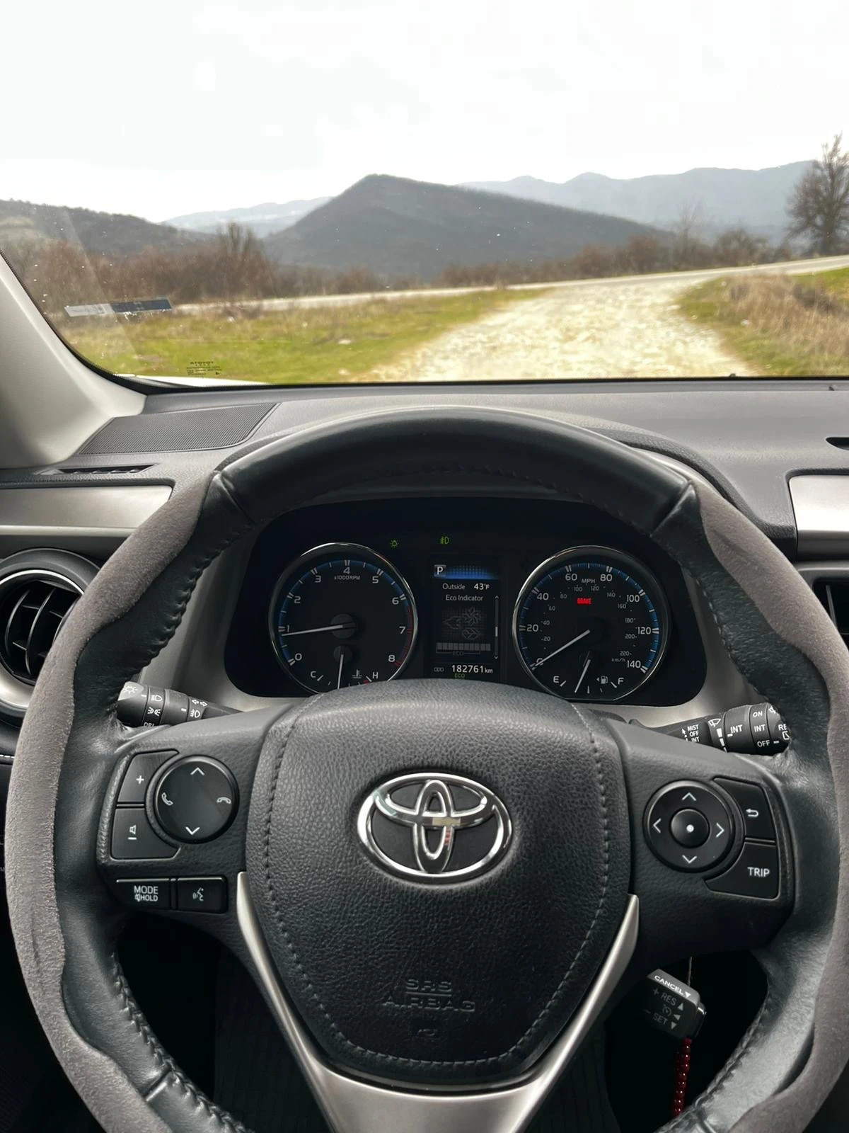 Toyota Rav4, снимка 13 - Автомобили и джипове - 53944534