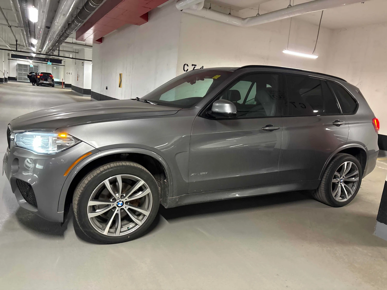 BMW X5 35i * M PAKET * PANORAMA * CARFAX * , снимка 2 - Автомобили и джипове - 54162034