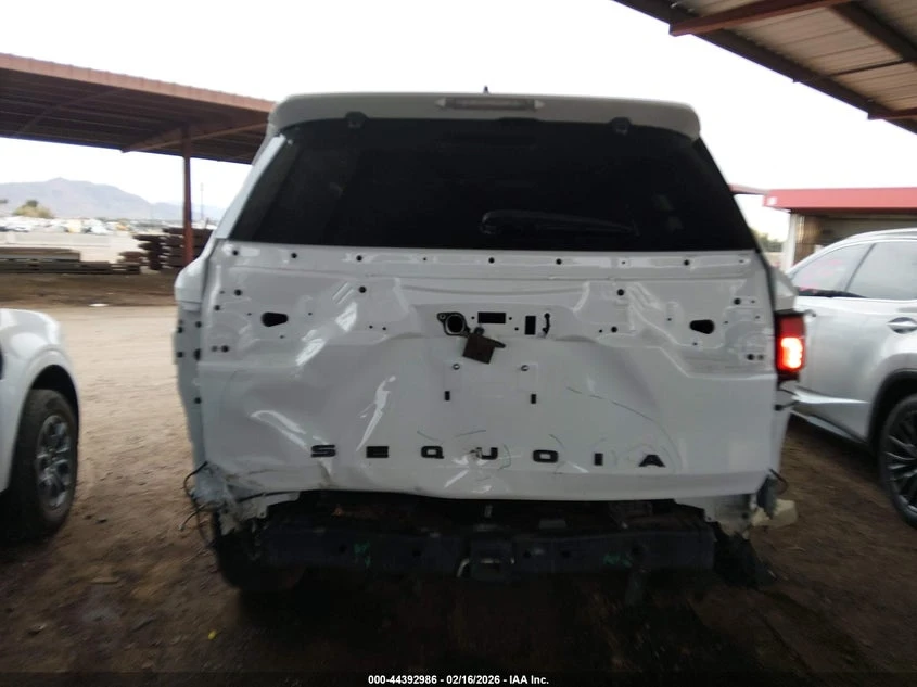 Toyota Sequoia Trd Pro, снимка 6 - Автомобили и джипове - 54248843