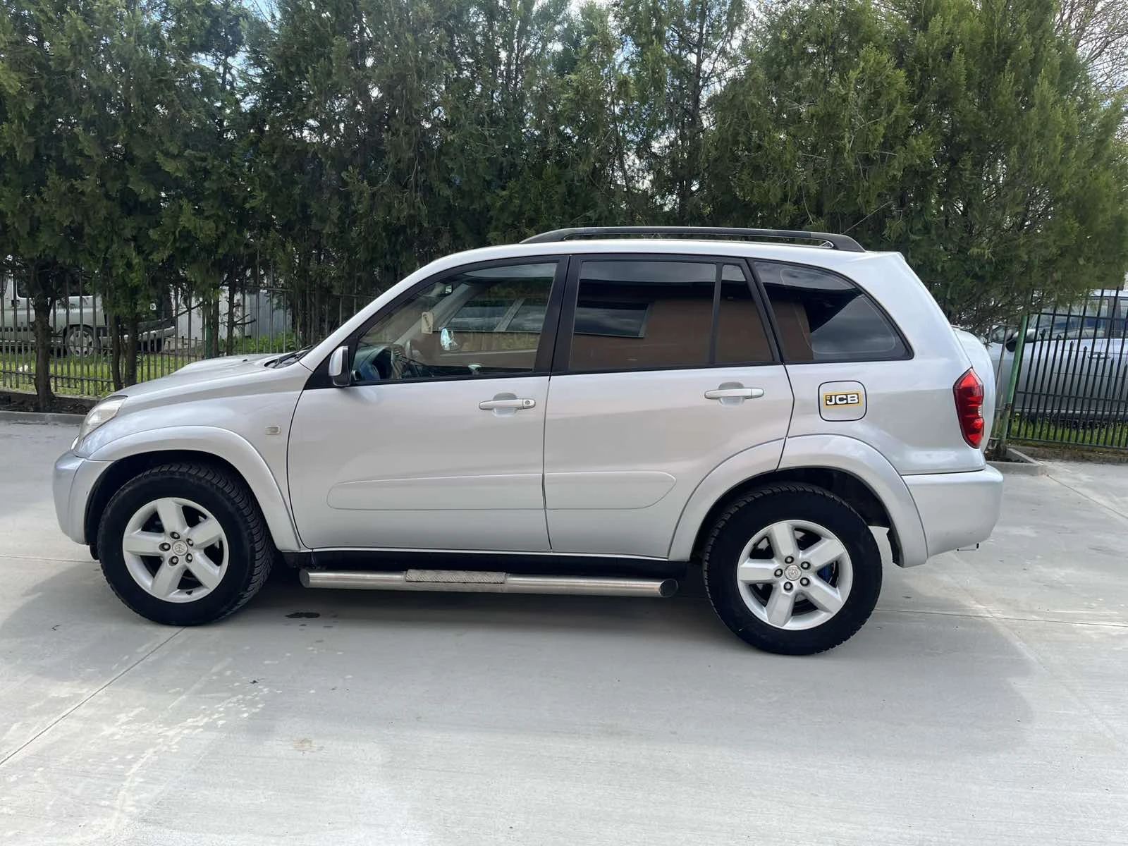 Toyota Rav4 2.0, снимка 6 - Автомобили и джипове - 54292471