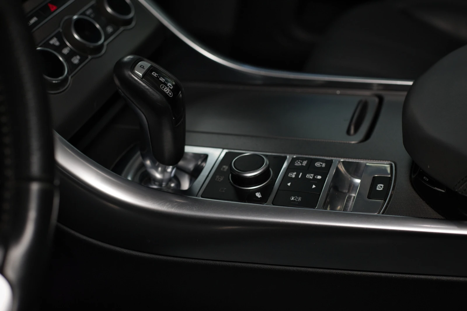 Land Rover Range Rover Sport 3.0 HSE, снимка 10 - Автомобили и джипове - 54496934