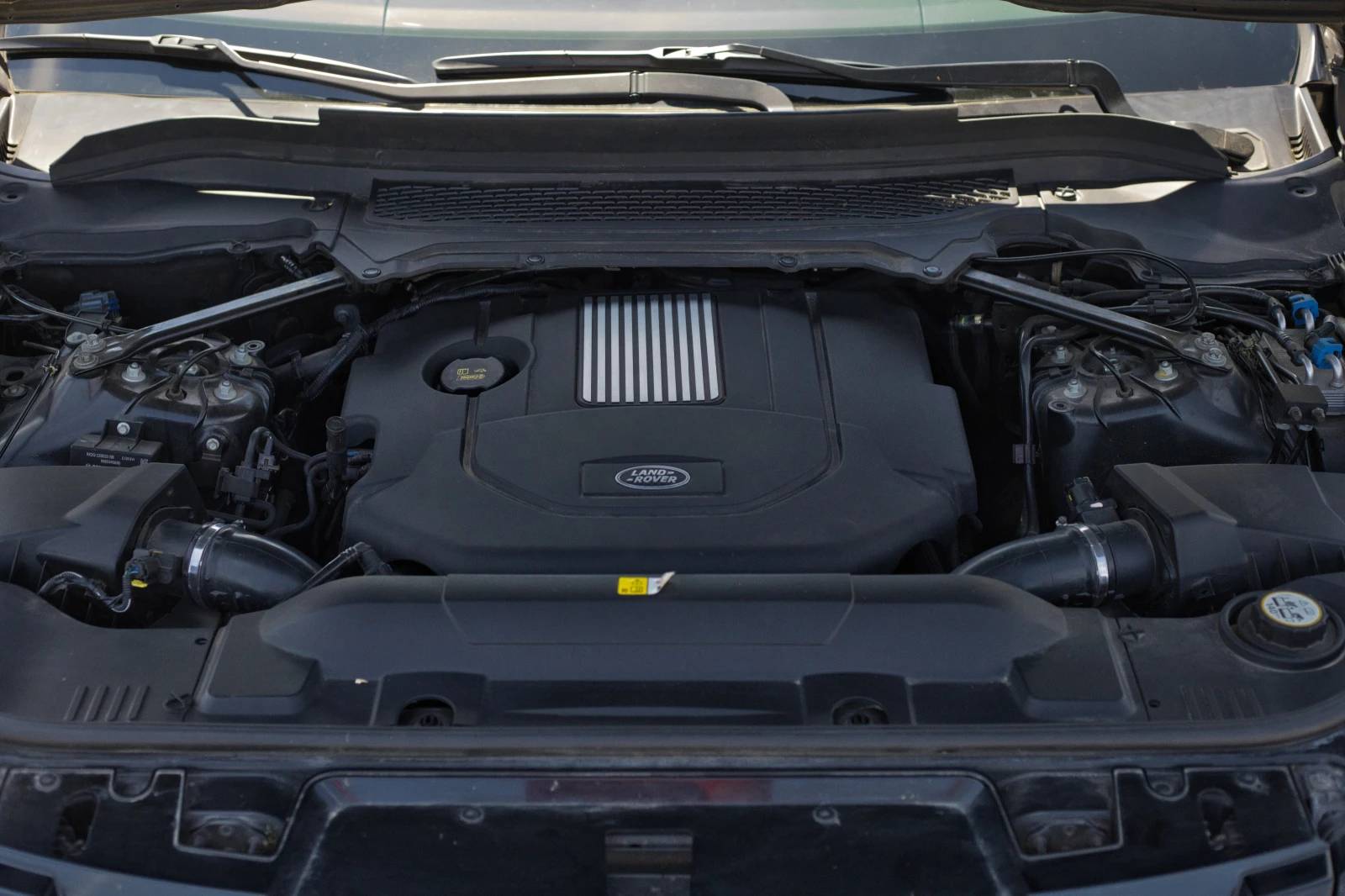 Land Rover Range Rover Sport 3.0 HSE, снимка 15 - Автомобили и джипове - 54496934