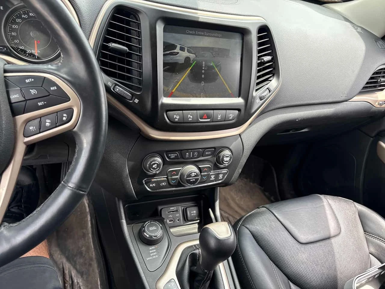 Jeep Cherokee * Limited * АВТОКРЕДИТ БЕЗ ПЪРВОНАЧАЛНА ВНОСКА* , снимка 9 - Автомобили и джипове - 54842121