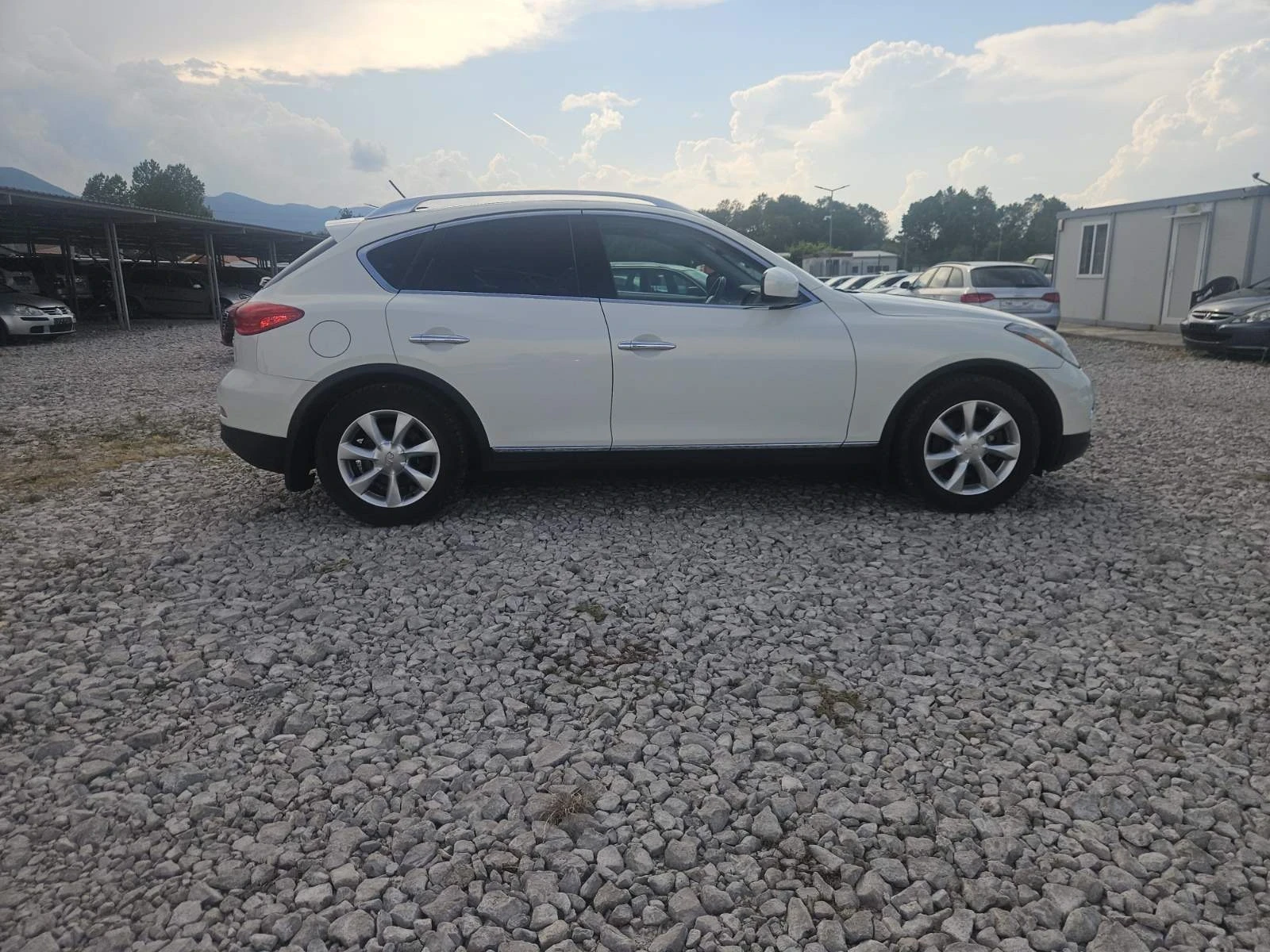 Infiniti Ex35 4x4 , снимка 6 - Автомобили и джипове - 54882925