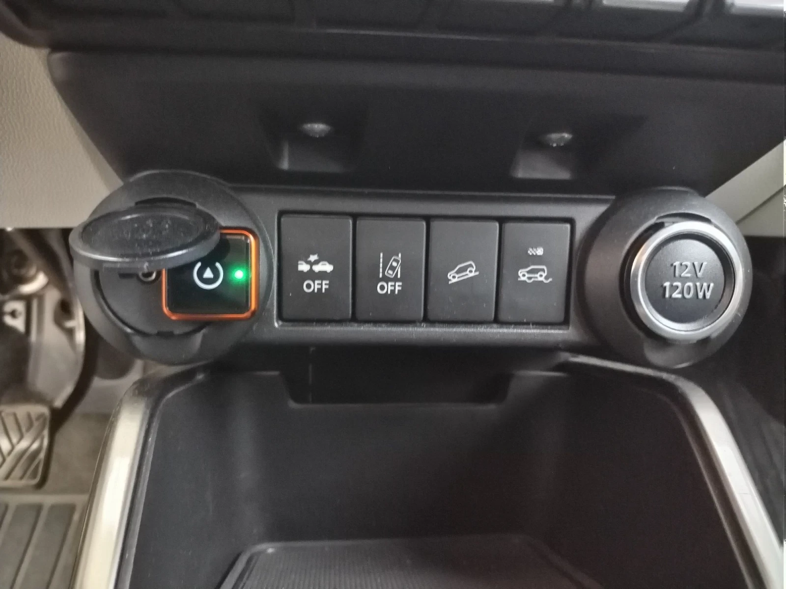 Suzuki Ignis В Гаранция!!! 4х4!!! Hibrid!!! AllGrip!!! , снимка 13 - Автомобили и джипове - 55186807