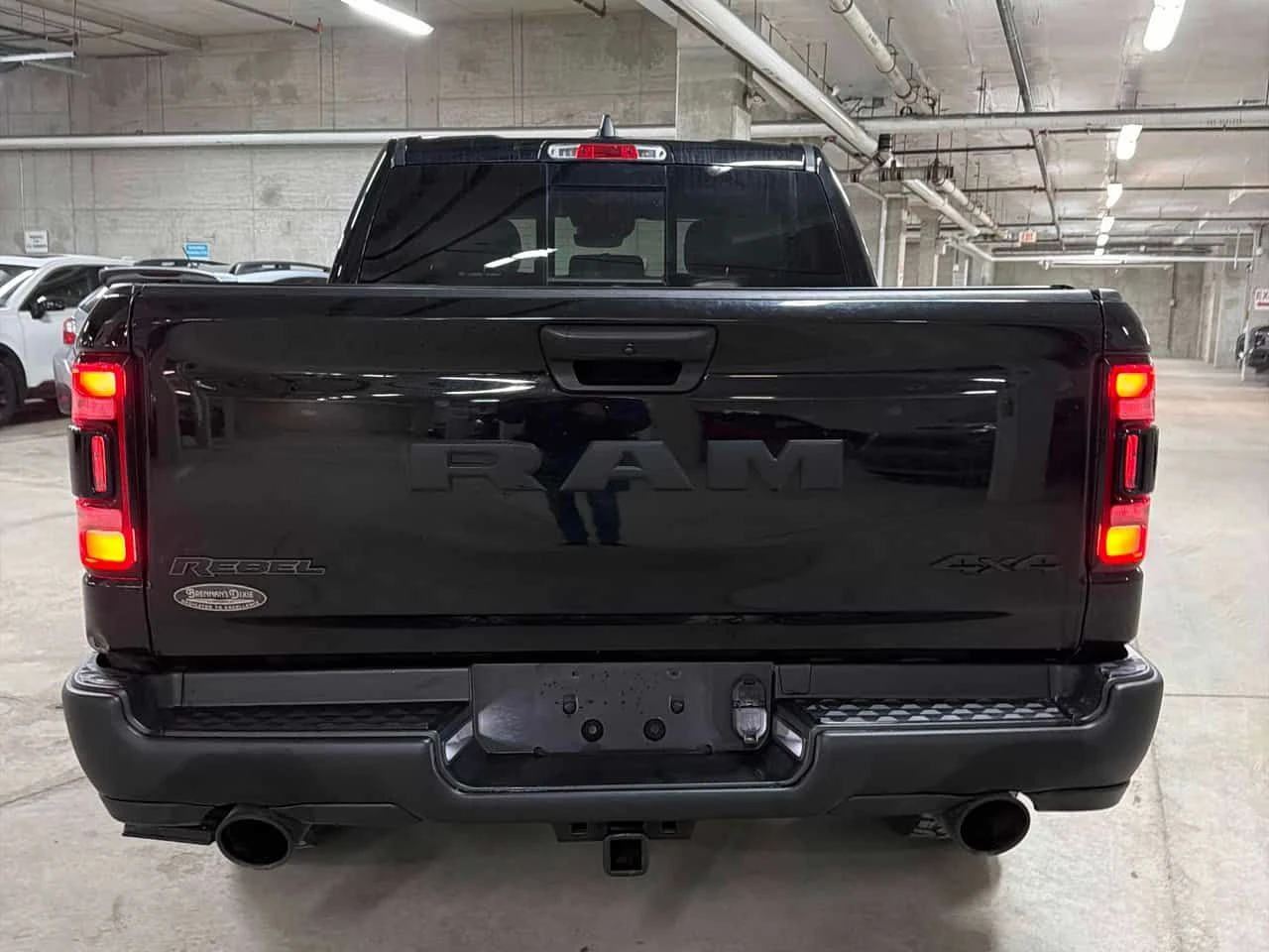 Dodge RAM 1500 Rebel | CARFAX | АВТОКРЕДИТ БЕЗ ПЪРВОНАЧАЛНА , снимка 7 - Автомобили и джипове - 55426098