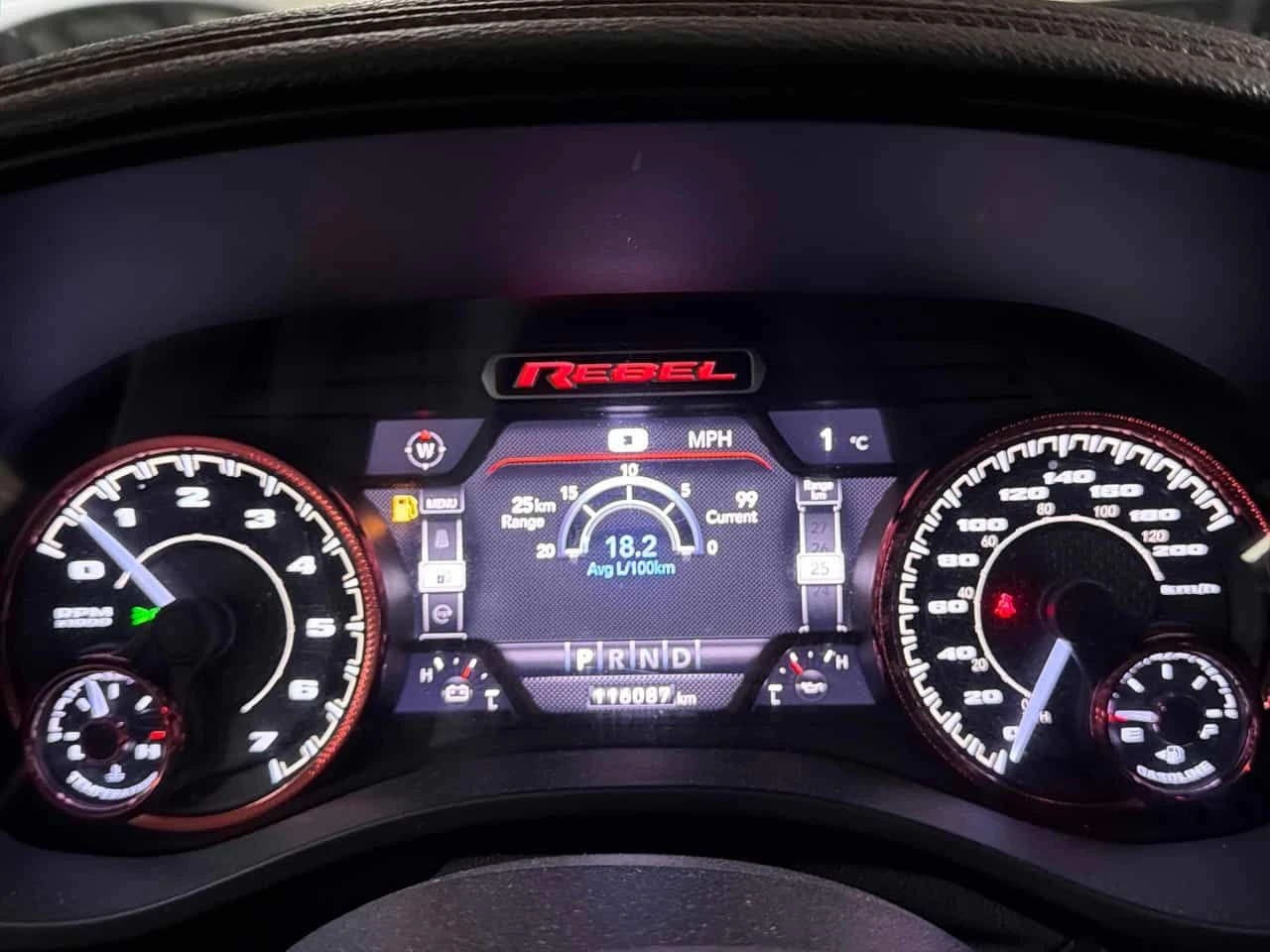 Dodge RAM 1500 Rebel | CARFAX | АВТОКРЕДИТ БЕЗ ПЪРВОНАЧАЛНА , снимка 10 - Автомобили и джипове - 55426098
