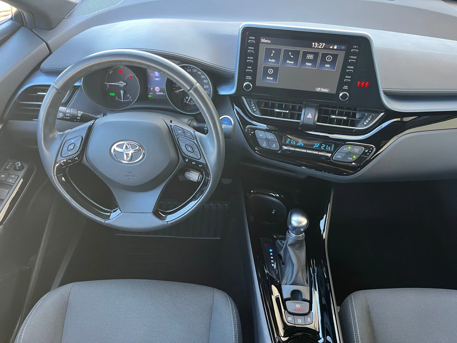 Toyota C-HR 1.8Hybrid / Lounge / Сервиз само в Toyota, снимка 10 - Автомобили и джипове - 55970372