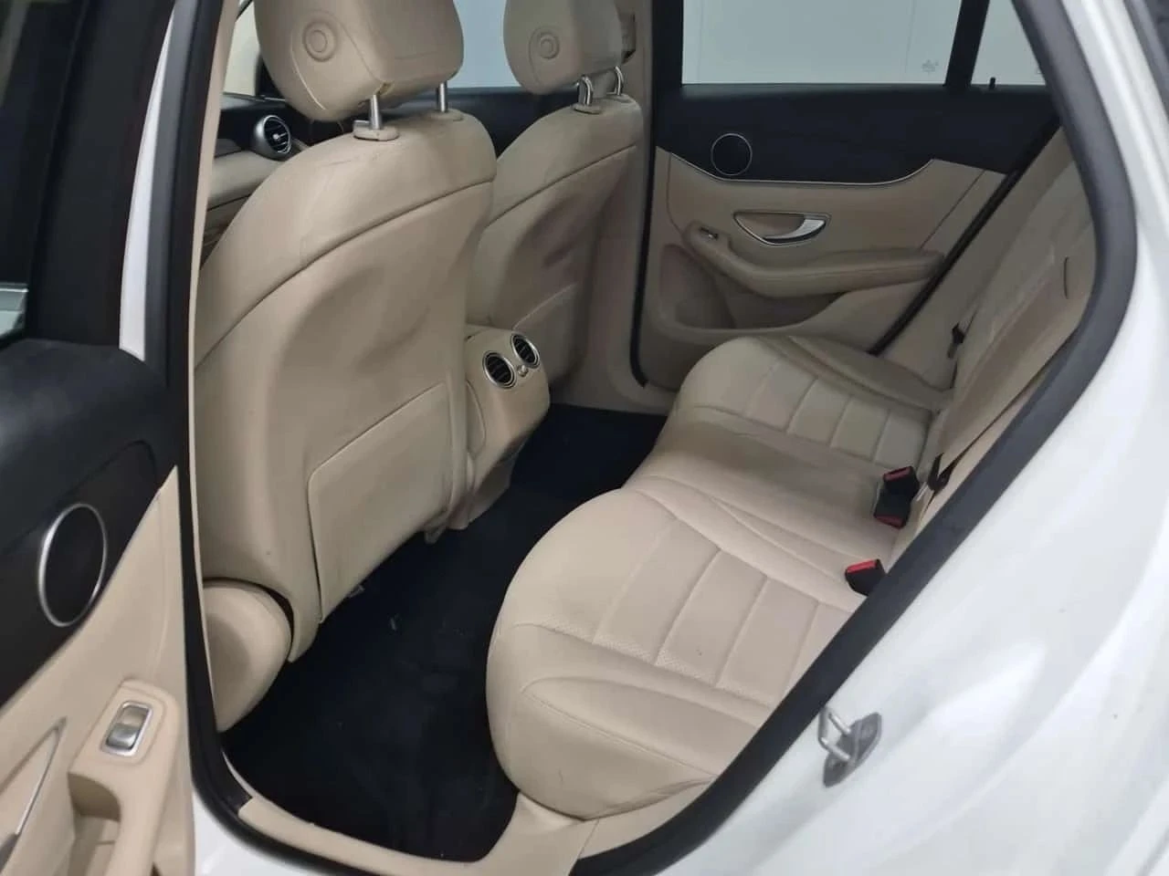 Mercedes-Benz GLC 300, снимка 11 - Автомобили и джипове - 56732045