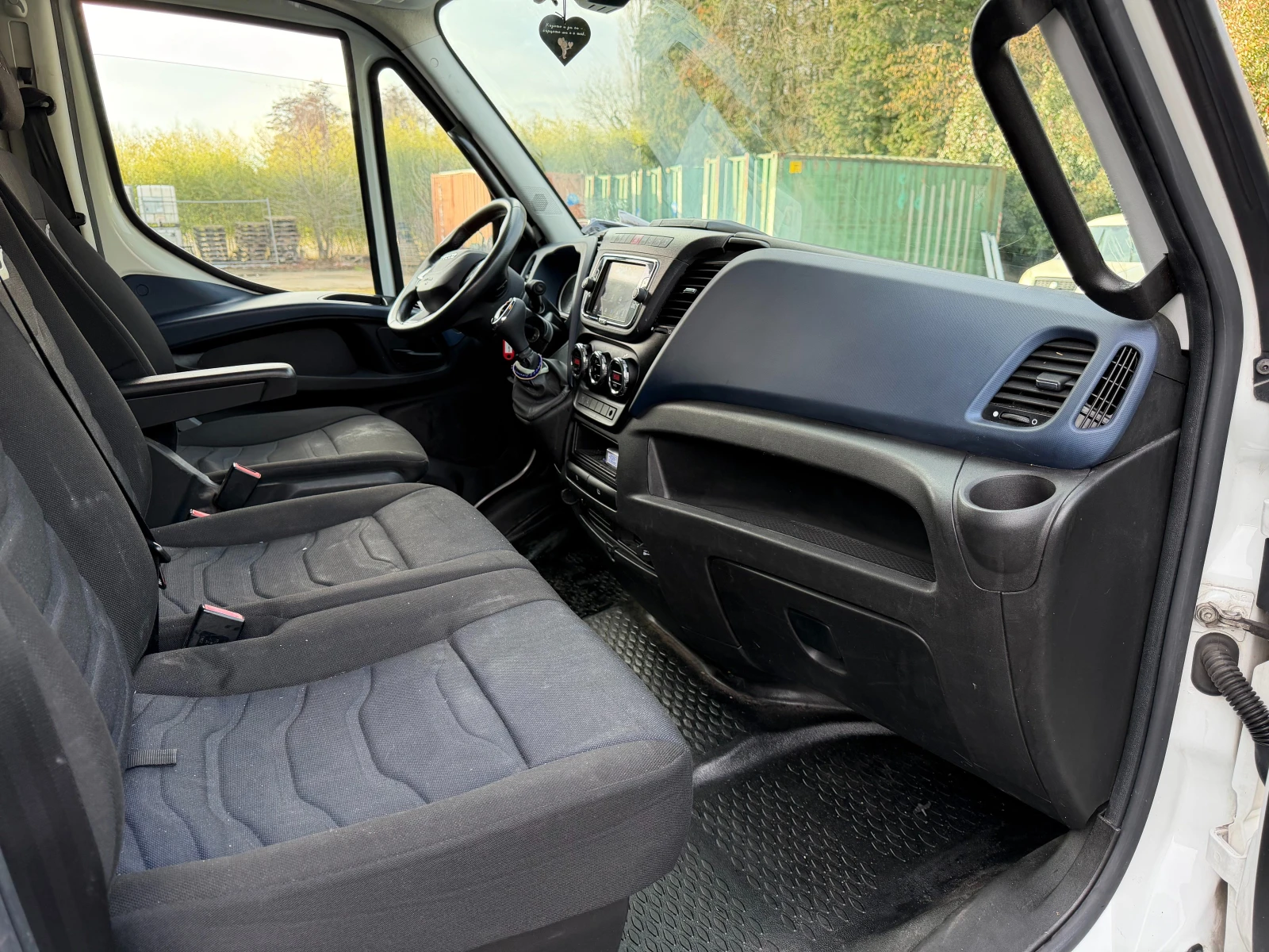 Iveco Daily 35C18 | Mobile.bg � ����������� 11