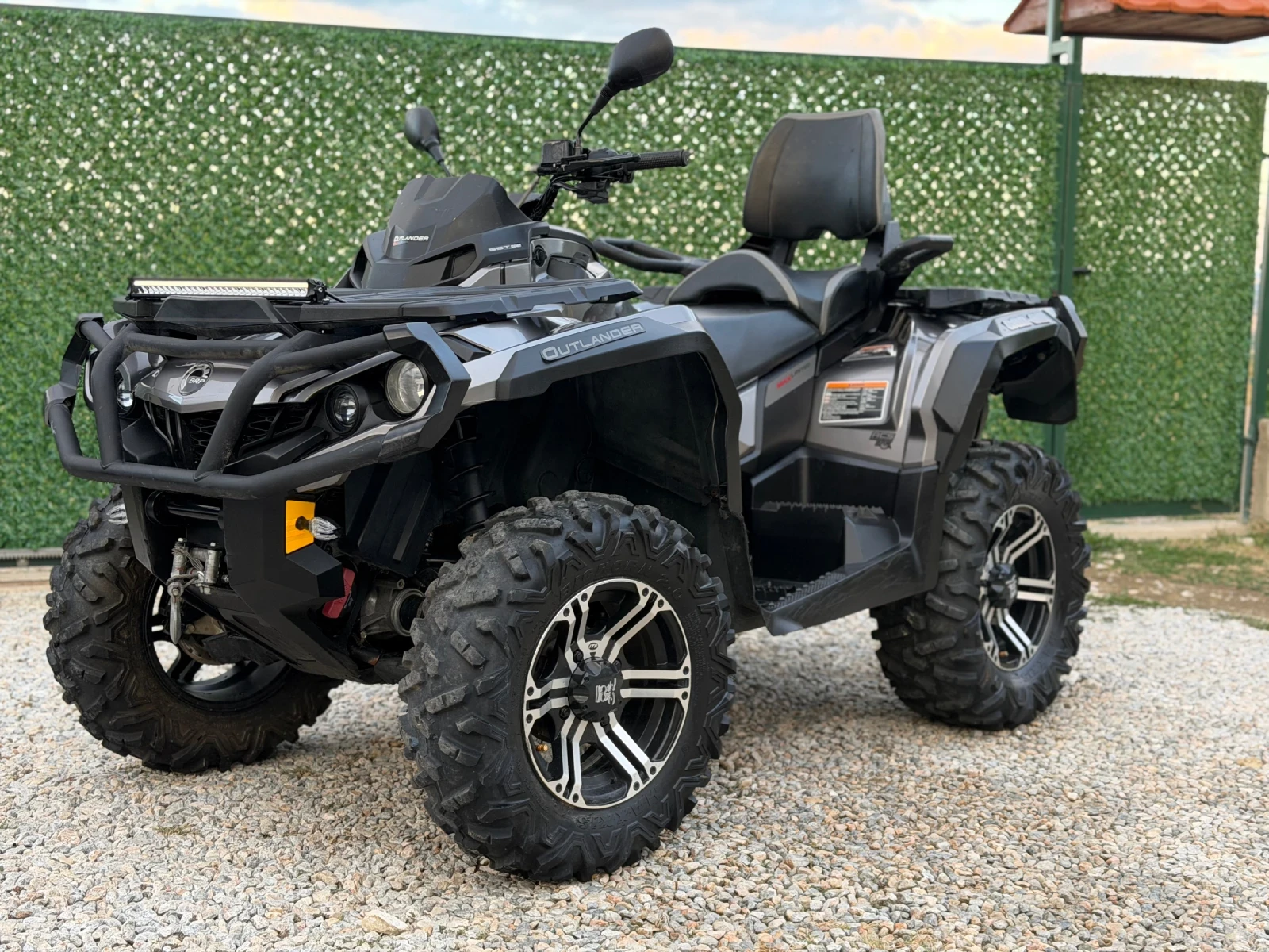 Can-Am Outlander 1000/Limited/Обслужен/Ново
