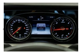 Mercedes-Benz E 220 Лек, снимка 8